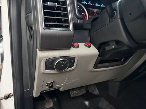 Used 2019 Ford F250 XLT w/ FX4 Off-Road Package AWD/4WD image 29