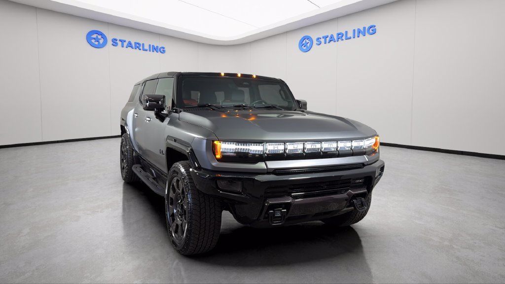 Certified 2026 GMC Hummer EV 3X w/ Carbon Fiber Edition Package AWD/4WD image 14