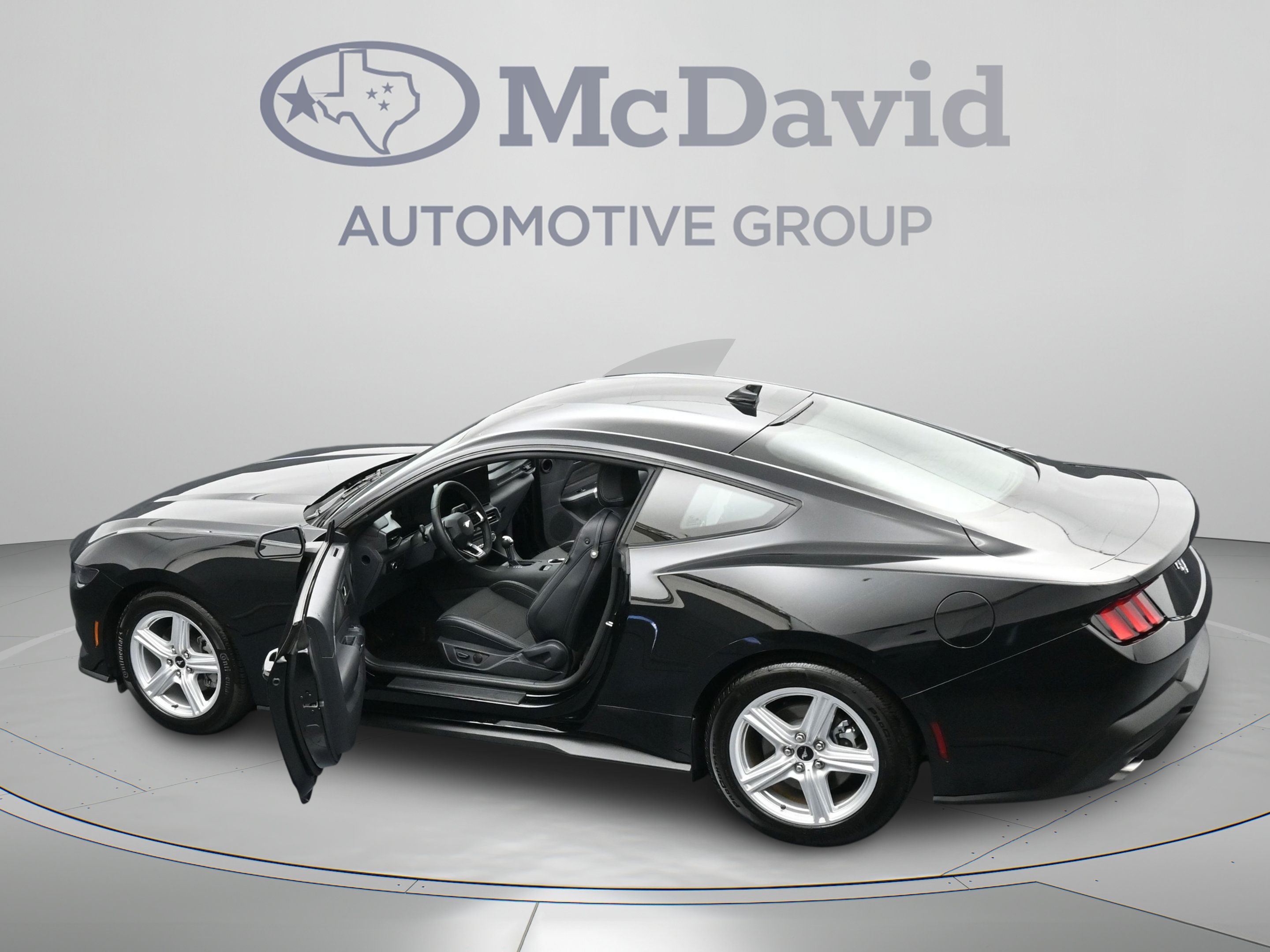 Used 2026 Ford Mustang Coupe RWD image 44