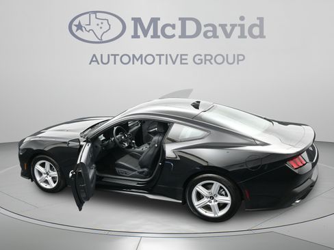 Used 2026 Ford Mustang Coupe RWD image 44