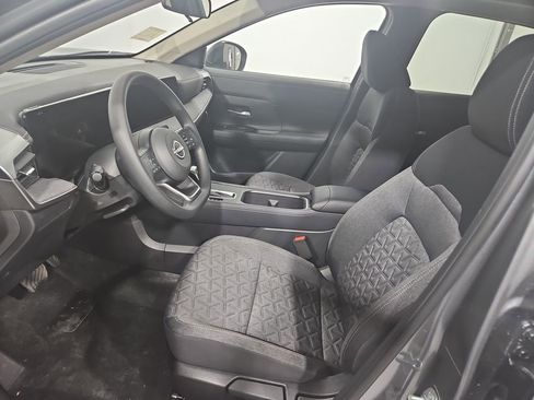 New 2026 Nissan Kicks SV image 9