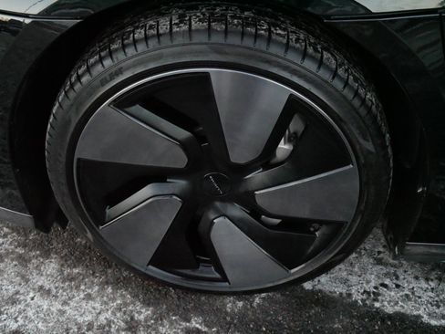 Used 2024 Lucid Air Touring image 15