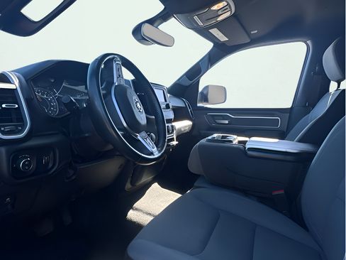 Used 2022 RAM 1500 Big Horn AWD/4WD image 13