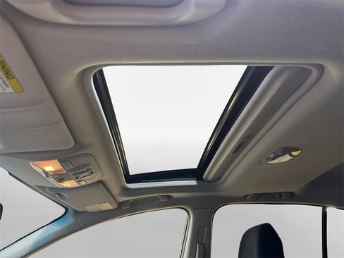 Used 2015 Subaru Crosstrek 2.0i Premium w/ Moonroof Package image 23