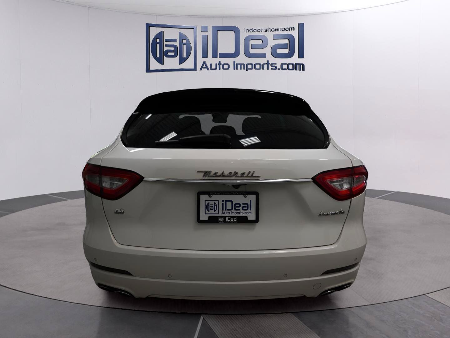 Used 2019 Maserati Levante AWD/4WD image 4