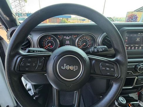 Used 2022 Jeep Wrangler Sport AWD/4WD image 12