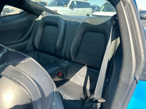 Used 2024 Ford Mustang Premium image 7