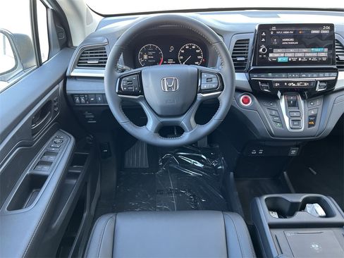 New 2026 Honda Odyssey EX-L image 12