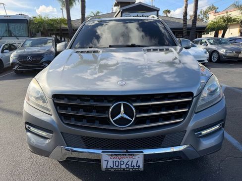 Used 2012 Mercedes-Benz ML 350 4MATIC w/ Premium 1 Pkg image 2