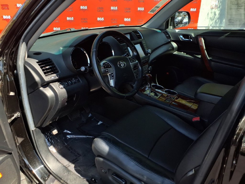 Used 2011 Toyota Highlander Limited w/ Tow Pkg AWD/4WD image 16