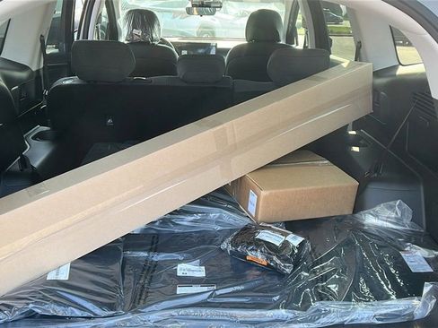 New 2026 Hyundai Ioniq 9 SE image 10