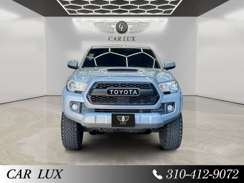 Used 2019 Toyota Tacoma TRD Sport w/ Technology Package RWD image 5