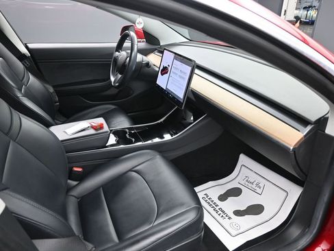 Used 2018 Tesla Model 3 Long Range RWD image 34