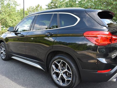 Used 2018 BMW X1 xDrive28i w/ Premium Package AWD/4WD image 32