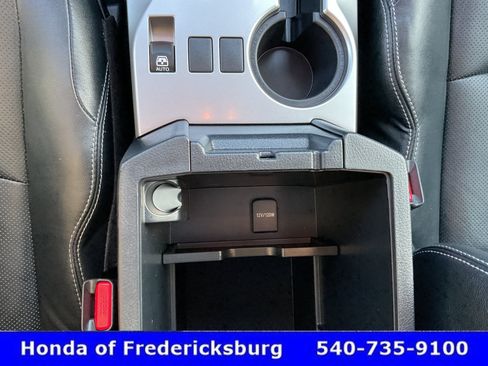 Used 2023 Toyota 4Runner Limited AWD/4WD image 43