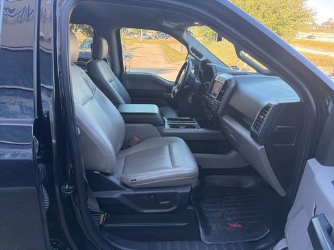 Used 2019 Ford F150 XLT w/ Equipment Group 302A Luxury image 10