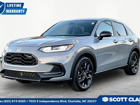 Used 2024 Honda HR-V Sport image 3