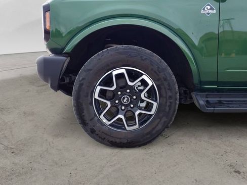 Certified 2025 Ford Bronco Outer Banks AWD/4WD image 10