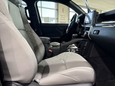 New 2026 Toyota Tacoma SR5 image 25