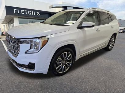 Used 2022 GMC Terrain Denali w/ Denali Premium Package