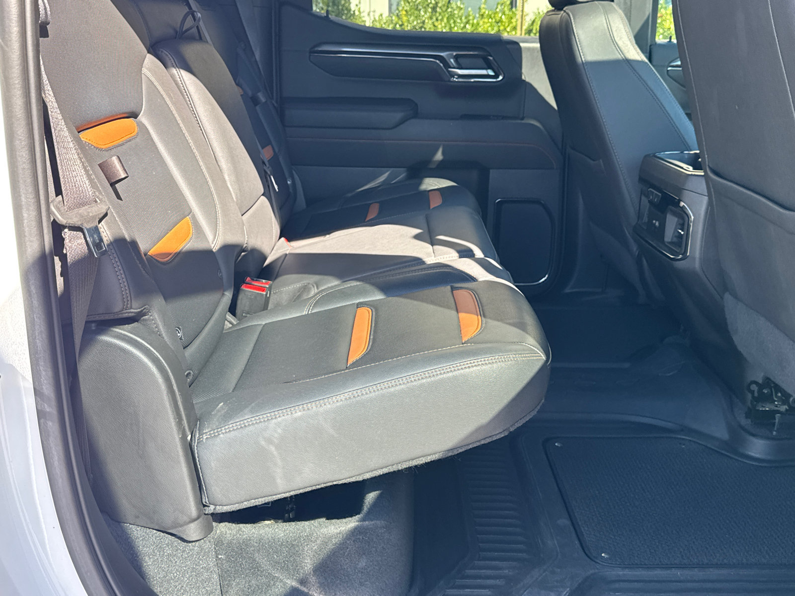 Used 2023 GMC Sierra 1500 AT4 w/ AT4 Premium Package AWD/4WD image 15
