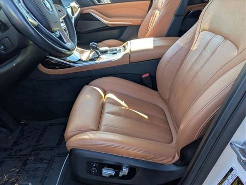 Used 2021 BMW X7 xDrive40i w/ Premium Package image 15