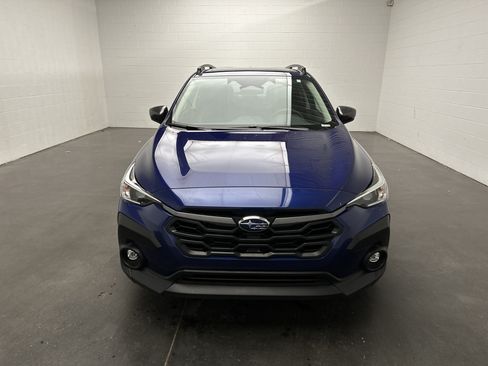 Used 2025 Subaru Crosstrek 2.5i Premium AWD/4WD image 3