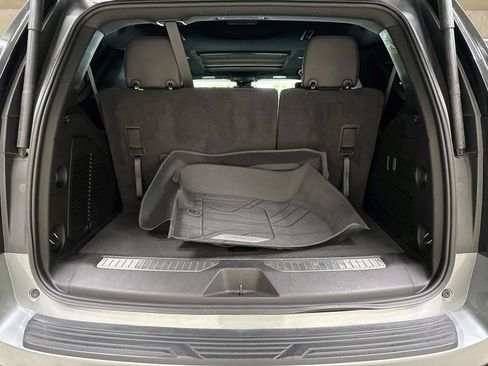 Used 2024 Chevrolet Tahoe Z71 AWD/4WD image 30