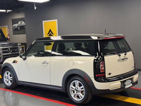Used 2013 MINI Cooper Clubman image 4
