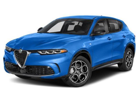 Used 2024 Alfa Romeo Tonale Veloce w/ Premium Interior Package AWD/4WD image 1