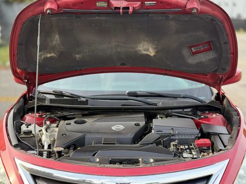 Used 2014 Nissan Altima 2.5 S FWD image 29