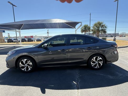 Used 2025 Subaru Legacy Premium image 4