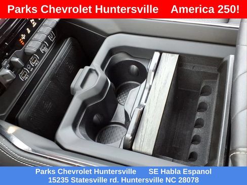 Used 2025 RAM 1500 Limited AWD/4WD image 10
