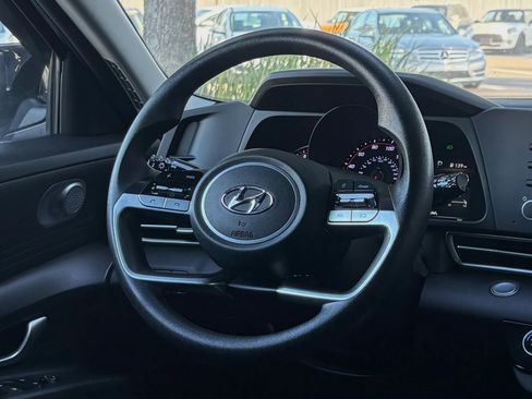 Used 2023 Hyundai Elantra SEL FWD image 22