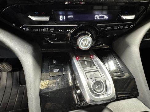 Certified 2023 Acura MDX w/Technology Package image 24