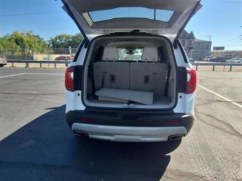 Certified 2023 GMC Acadia SLT image 38