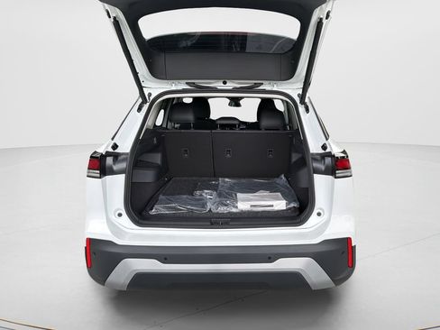New 2026 Volkswagen Tiguan SE AWD/4WD image 11