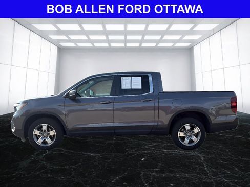 Used 2025 Honda Ridgeline RTL image 10