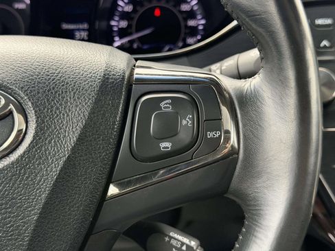 Used 2013 Toyota Avalon Limited FWD image 33
