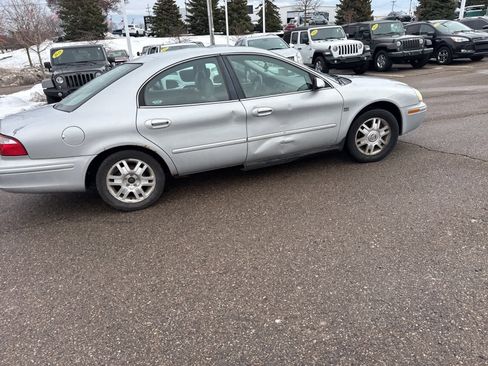 Used 2005 Mercury Sable LS image 10