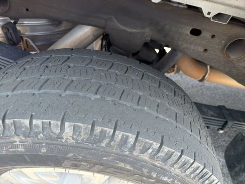 Used 2025 Chevrolet Silverado 2500 LT w/ Convenience Package image 7