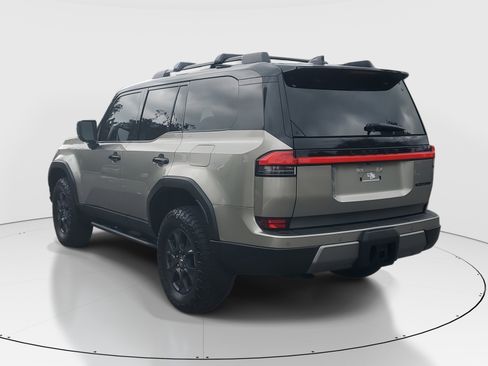 Certified 2024 Lexus GX 550 image 5