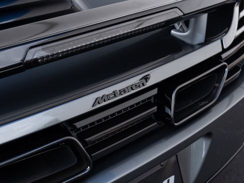Used 2012 McLaren MP4-12C Coupe RWD image 26