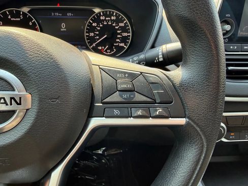 Used 2020 Nissan Altima 2.5 S FWD image 23