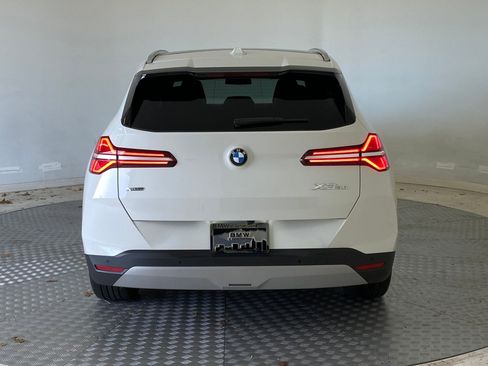 Used 2025 BMW X3 xDrive30i w/ Convenience Package image 9