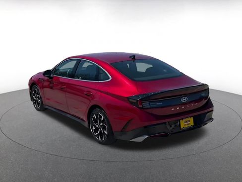 Used 2025 Hyundai Sonata SEL FWD image 11