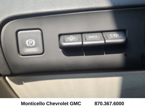 Used 2022 Buick Enclave Premium w/ Surround and Sites Package FWD image 19