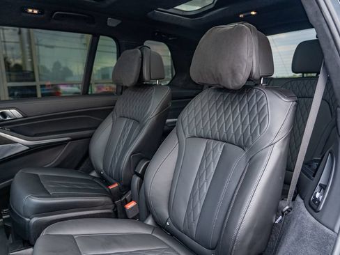 Used 2024 BMW X7 M60i w/ Executive Package AWD/4WD image 16