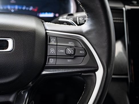 Used 2021 Jeep Grand Cherokee L Laredo image 26