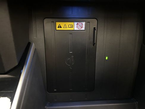 Used 2023 Toyota Tundra Platinum image 21